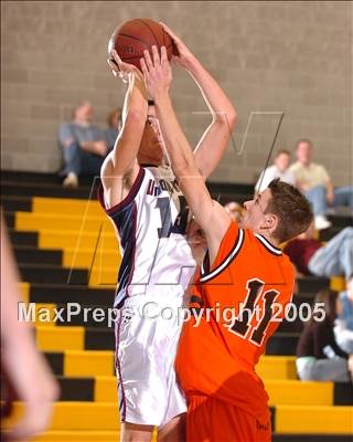 Thumbnail 1 in Roseville vs. Union Mine (Del Oro Invitational) photogallery.