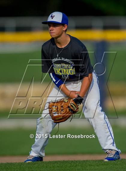 Thumbnail 3 in Banquete vs. Lago Vista (3A Regional Semifinal) photogallery.