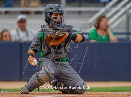 Thumbnail 1 in Banquete vs. Lago Vista (3A Regional Semifinal) photogallery.