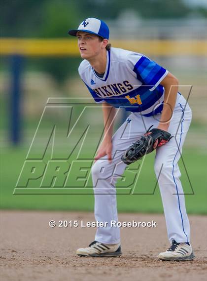 Thumbnail 1 in Banquete vs. Lago Vista (3A Regional Semifinal) photogallery.