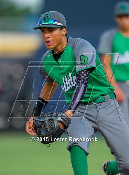 Thumbnail 1 in Banquete vs. Lago Vista (3A Regional Semifinal) photogallery.