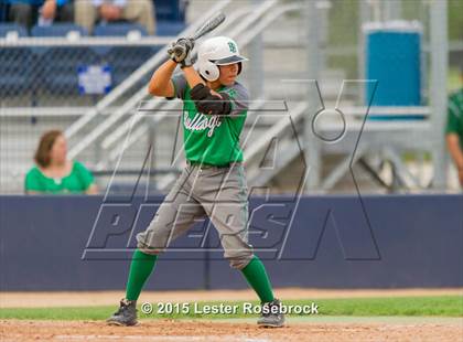 Thumbnail 2 in Banquete vs. Lago Vista (3A Regional Semifinal) photogallery.