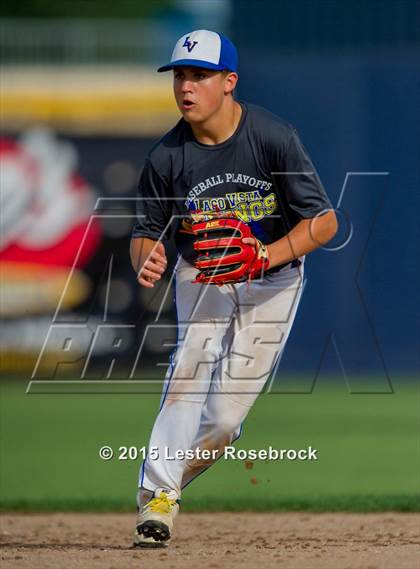 Thumbnail 1 in Banquete vs. Lago Vista (3A Regional Semifinal) photogallery.