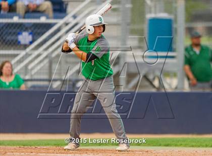 Thumbnail 2 in Banquete vs. Lago Vista (3A Regional Semifinal) photogallery.