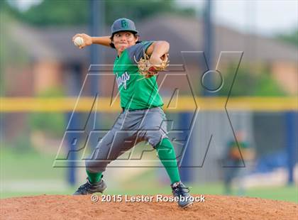 Thumbnail 2 in Banquete vs. Lago Vista (3A Regional Semifinal) photogallery.