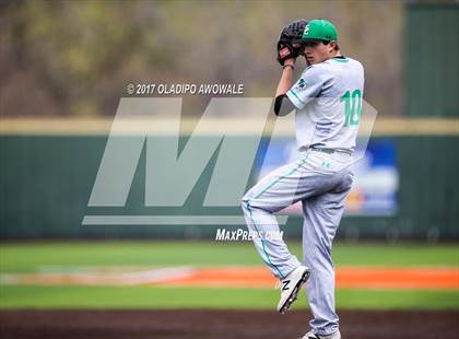 Thumbnail 3 in Guyer [John H.] vs Carroll (Highland Park Tournament) photogallery.