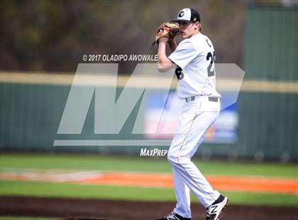 Thumbnail 3 in Guyer [John H.] vs Carroll (Highland Park Tournament) photogallery.