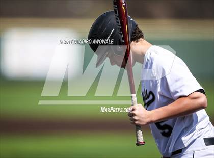 Thumbnail 2 in Guyer [John H.] vs Carroll (Highland Park Tournament) photogallery.