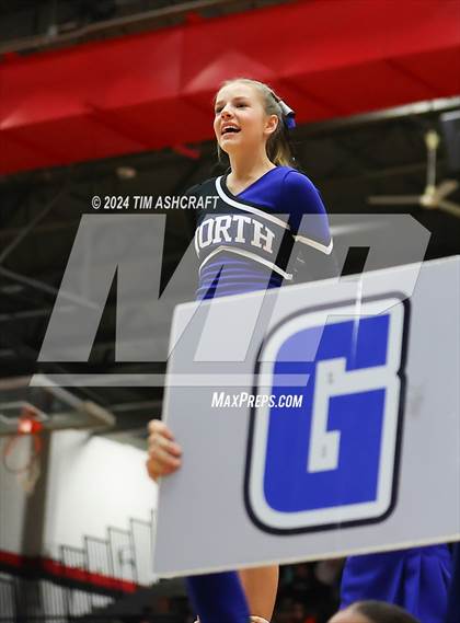 Thumbnail 2 in Columbus East vs Columbus North (IHSAA 4A Section 14 Round 1) photogallery.