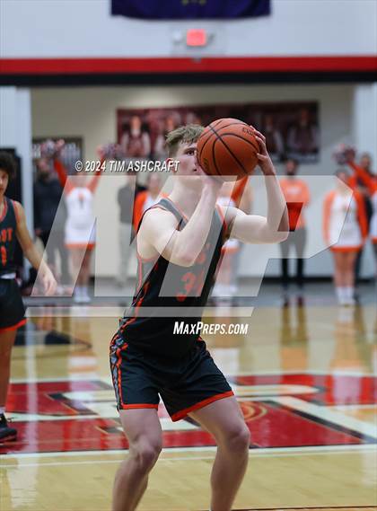 Thumbnail 1 in Columbus East vs Columbus North (IHSAA 4A Section 14 Round 1) photogallery.
