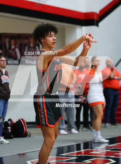 Thumbnail 1 in Columbus East vs Columbus North (IHSAA 4A Section 14 Round 1) photogallery.