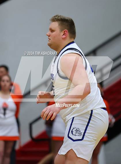 Thumbnail 3 in Columbus East vs Columbus North (IHSAA 4A Section 14 Round 1) photogallery.