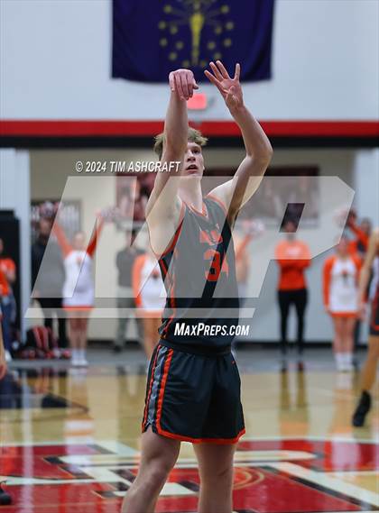 Thumbnail 2 in Columbus East vs Columbus North (IHSAA 4A Section 14 Round 1) photogallery.
