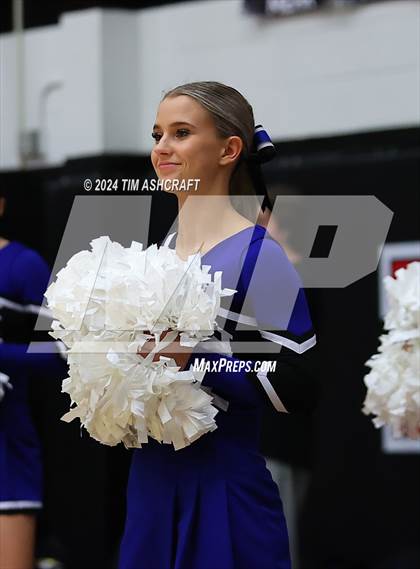 Thumbnail 1 in Columbus East vs Columbus North (IHSAA 4A Section 14 Round 1) photogallery.