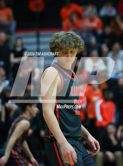 Thumbnail 1 in Columbus East vs Columbus North (IHSAA 4A Section 14 Round 1) photogallery.