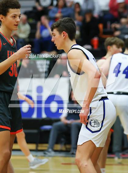 Thumbnail 3 in Columbus East vs Columbus North (IHSAA 4A Section 14 Round 1) photogallery.