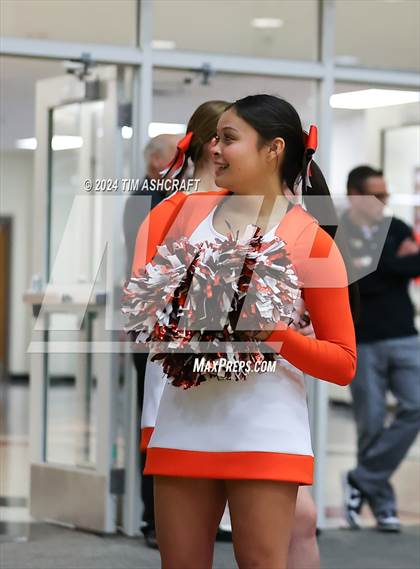 Thumbnail 2 in Columbus East vs Columbus North (IHSAA 4A Section 14 Round 1) photogallery.