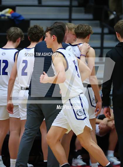 Thumbnail 2 in Columbus East vs Columbus North (IHSAA 4A Section 14 Round 1) photogallery.