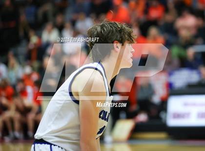 Thumbnail 3 in Columbus East vs Columbus North (IHSAA 4A Section 14 Round 1) photogallery.