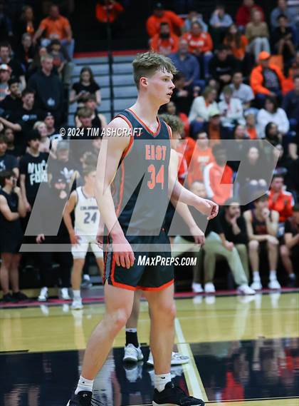 Thumbnail 2 in Columbus East vs Columbus North (IHSAA 4A Section 14 Round 1) photogallery.