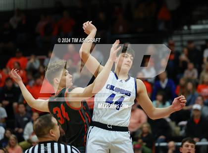 Thumbnail 3 in Columbus East vs Columbus North (IHSAA 4A Section 14 Round 1) photogallery.