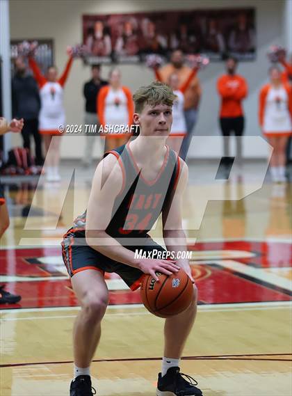 Thumbnail 3 in Columbus East vs Columbus North (IHSAA 4A Section 14 Round 1) photogallery.