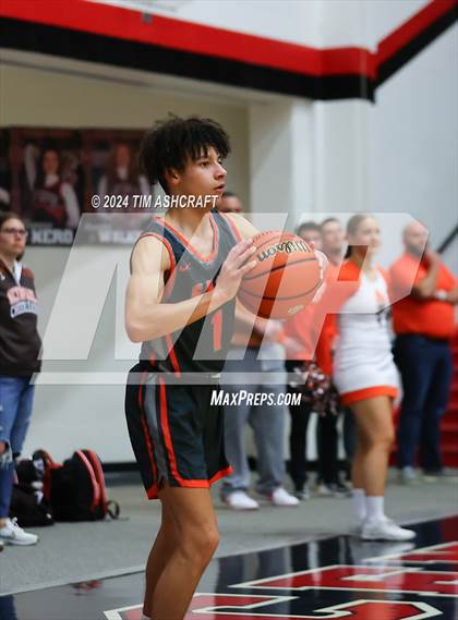 Thumbnail 3 in Columbus East vs Columbus North (IHSAA 4A Section 14 Round 1) photogallery.