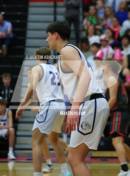 Thumbnail 1 in Columbus East vs Columbus North (IHSAA 4A Section 14 Round 1) photogallery.