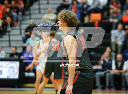 Thumbnail 3 in Columbus East vs Columbus North (IHSAA 4A Section 14 Round 1) photogallery.