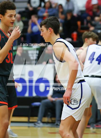 Thumbnail 2 in Columbus East vs Columbus North (IHSAA 4A Section 14 Round 1) photogallery.