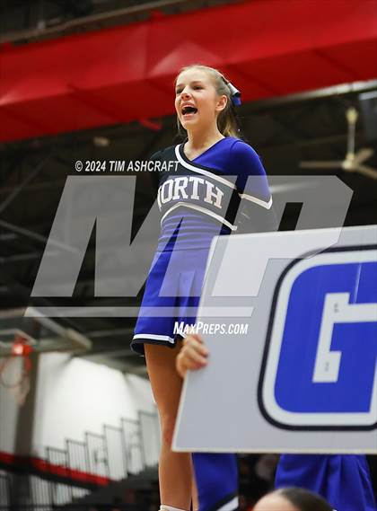 Thumbnail 3 in Columbus East vs Columbus North (IHSAA 4A Section 14 Round 1) photogallery.