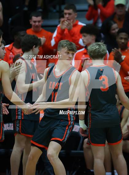 Thumbnail 1 in Columbus East vs Columbus North (IHSAA 4A Section 14 Round 1) photogallery.