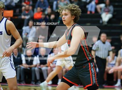 Thumbnail 1 in Columbus East vs Columbus North (IHSAA 4A Section 14 Round 1) photogallery.