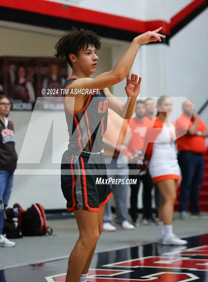 Thumbnail 2 in Columbus East vs Columbus North (IHSAA 4A Section 14 Round 1) photogallery.