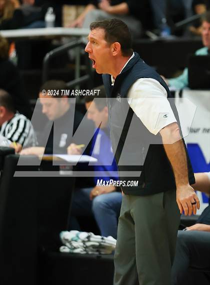 Thumbnail 1 in Columbus East vs Columbus North (IHSAA 4A Section 14 Round 1) photogallery.