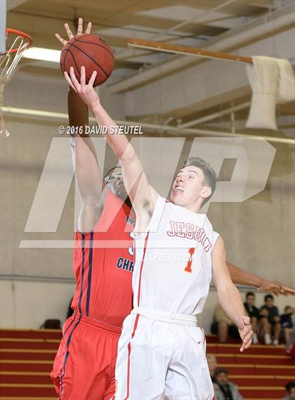 Thumbnail 1 in Modesto Christian vs. Jesuit (Fr. Barry Christmas Classic) photogallery.