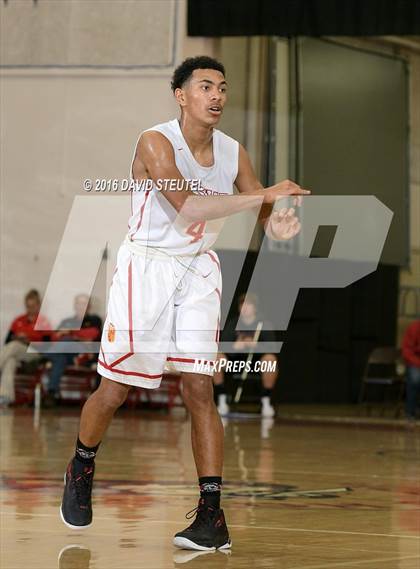 Thumbnail 3 in Modesto Christian vs. Jesuit (Fr. Barry Christmas Classic) photogallery.