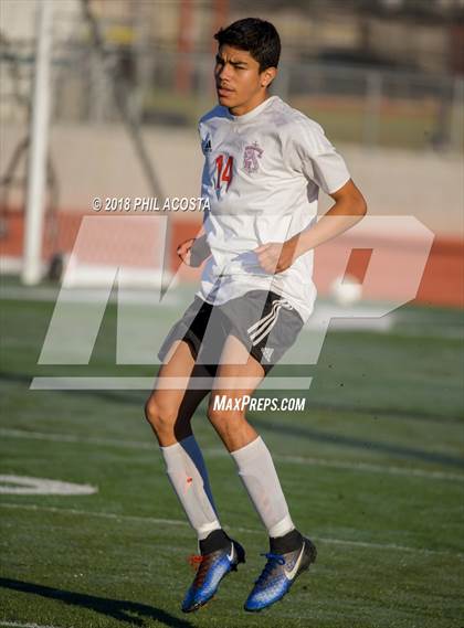 Thumbnail 3 in Bishop Amat vs Hawthorne photogallery.