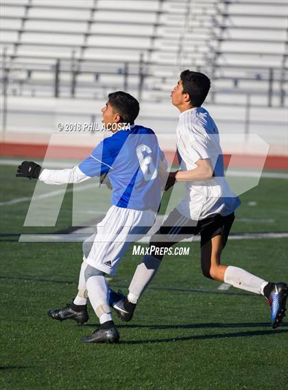 Thumbnail 3 in Bishop Amat vs Hawthorne photogallery.