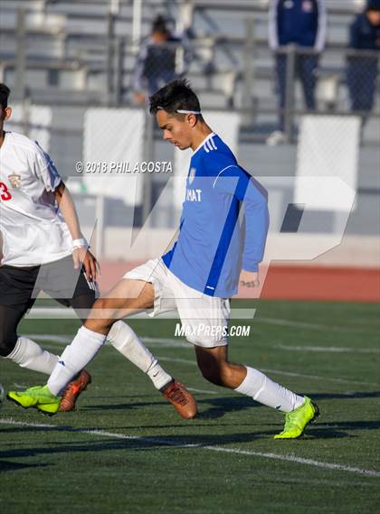 Thumbnail 3 in Bishop Amat vs Hawthorne photogallery.