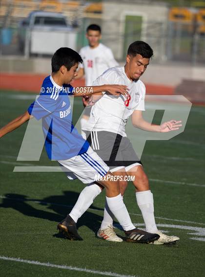 Thumbnail 1 in Bishop Amat vs Hawthorne photogallery.