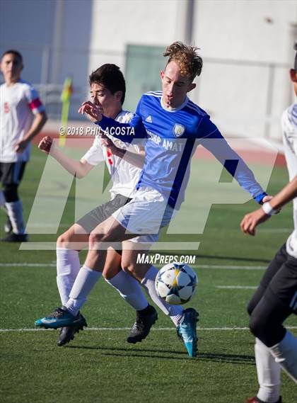 Thumbnail 3 in Bishop Amat vs Hawthorne photogallery.