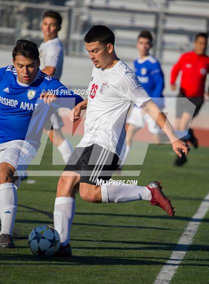 Thumbnail 1 in Bishop Amat vs Hawthorne photogallery.