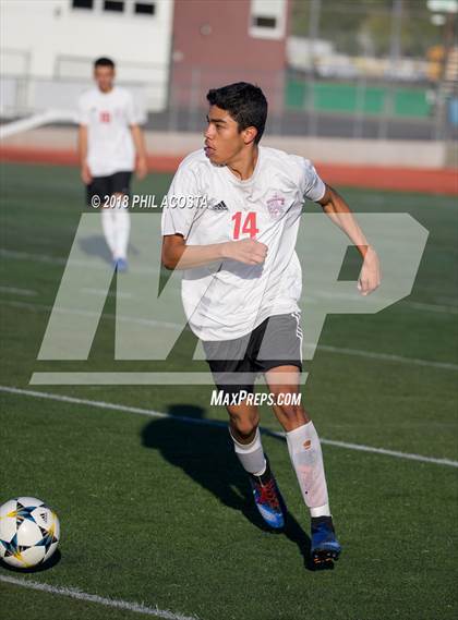 Thumbnail 2 in Bishop Amat vs Hawthorne photogallery.