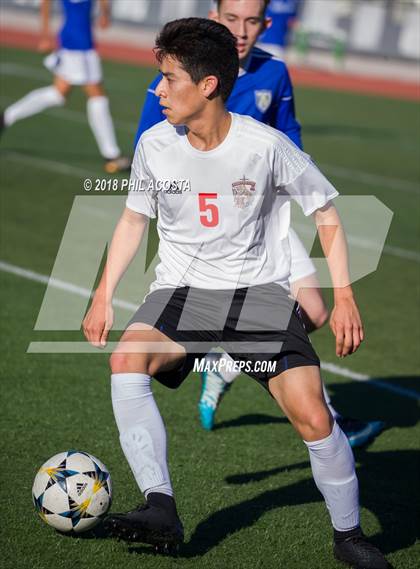Thumbnail 2 in Bishop Amat vs Hawthorne photogallery.