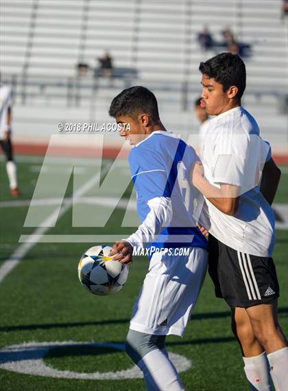 Thumbnail 3 in Bishop Amat vs Hawthorne photogallery.