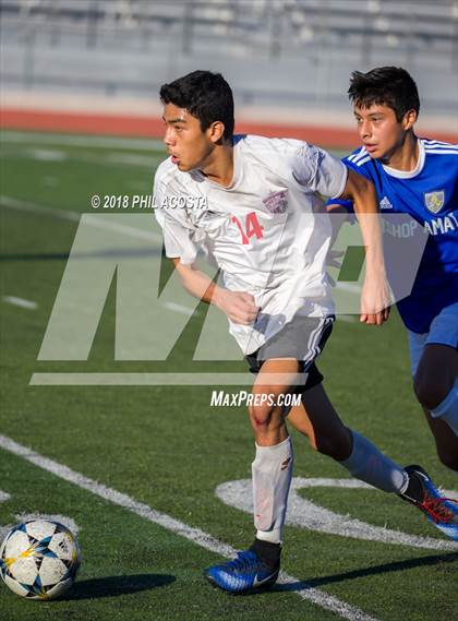 Thumbnail 2 in Bishop Amat vs Hawthorne photogallery.