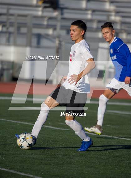Thumbnail 3 in Bishop Amat vs Hawthorne photogallery.