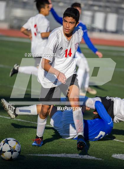 Thumbnail 1 in Bishop Amat vs Hawthorne photogallery.