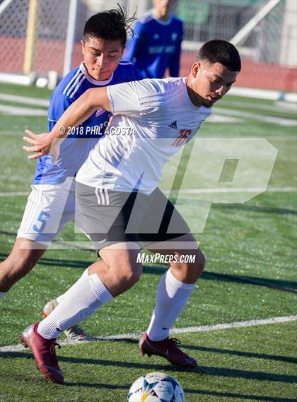 Thumbnail 1 in Bishop Amat vs Hawthorne photogallery.